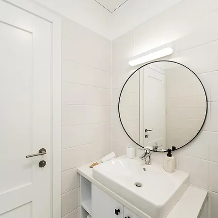Prive Near Nemunas Island No.4 By Urban Rent Apartment